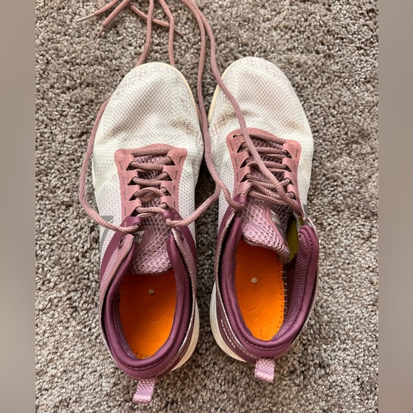 Women’s Reebok CrossFit Shoes - Picture 4 of 5